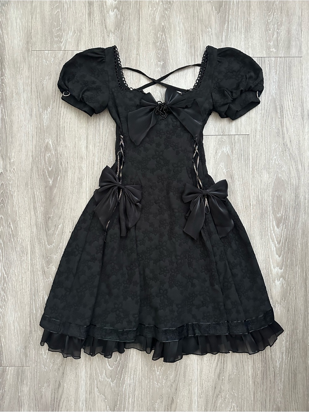 Black Bow-Accent Puff Sleeve Dress